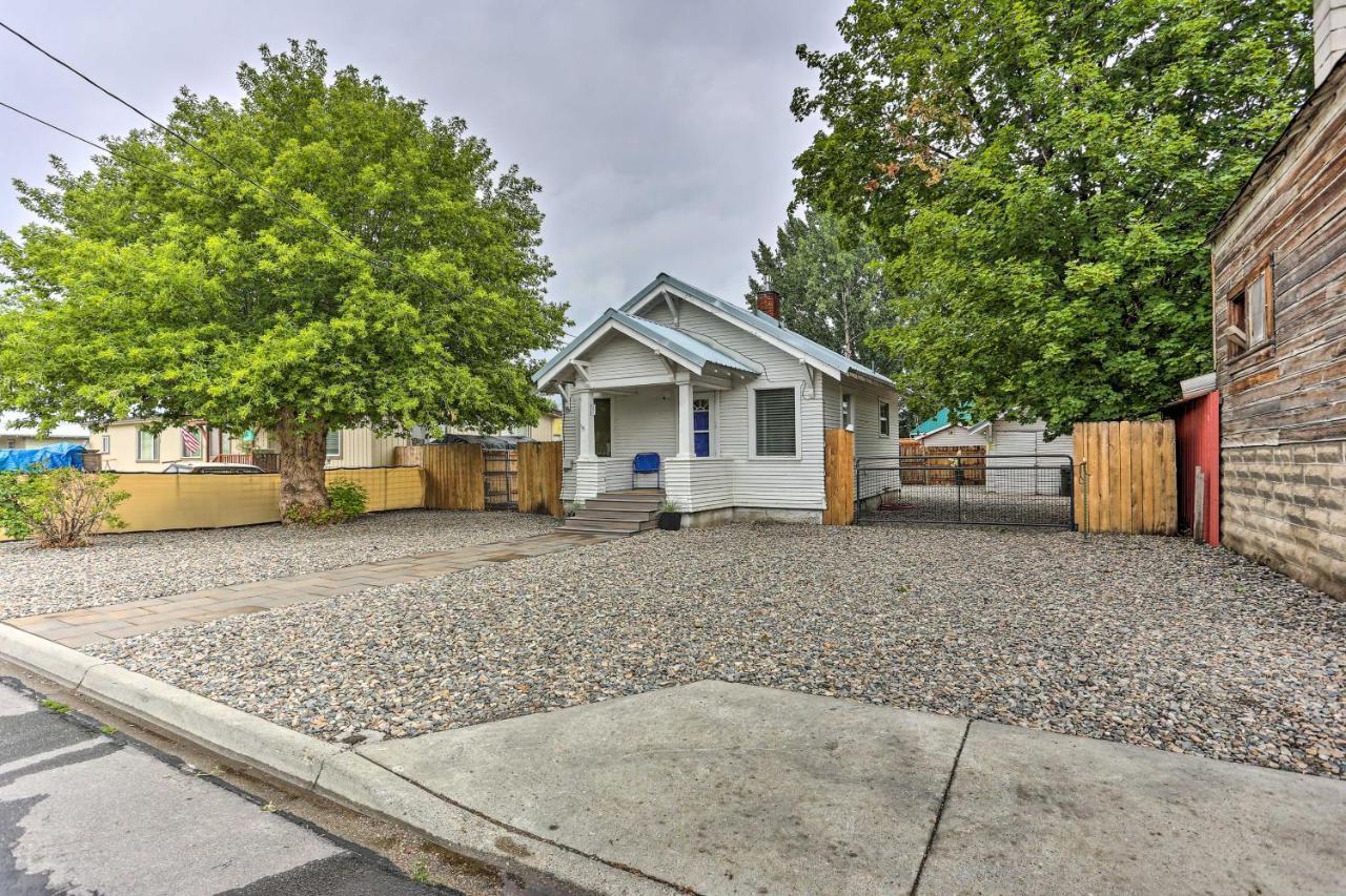 Pet-Friendly Baker City Escape With Private Yard! Exteriér fotografie